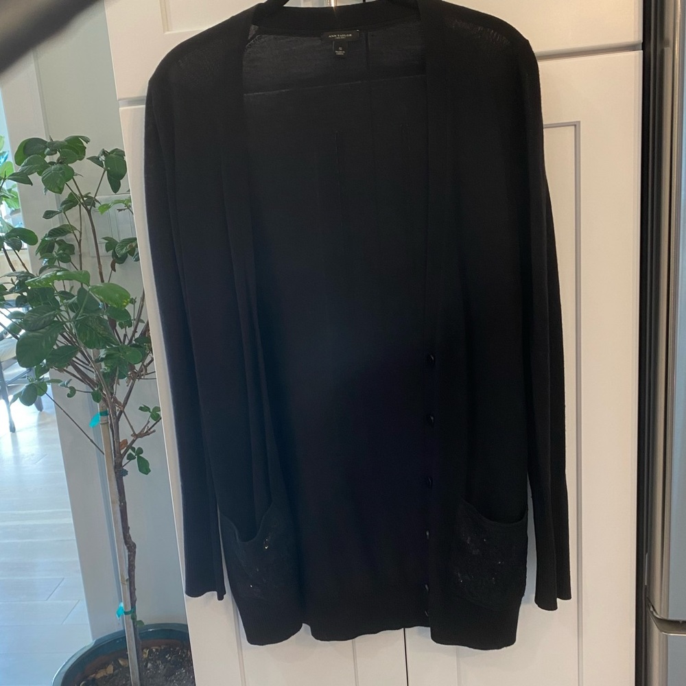 Ann Taylor Cardigan with sequin pockets NWOT